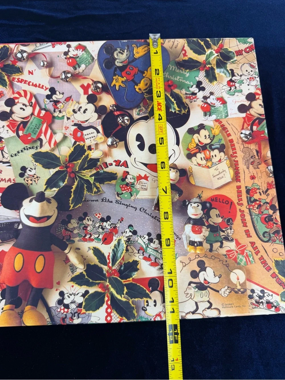Mickey’s Christmas Memories Springbok Puzzle 500 Pc Disney Mickey Mouse Open Box